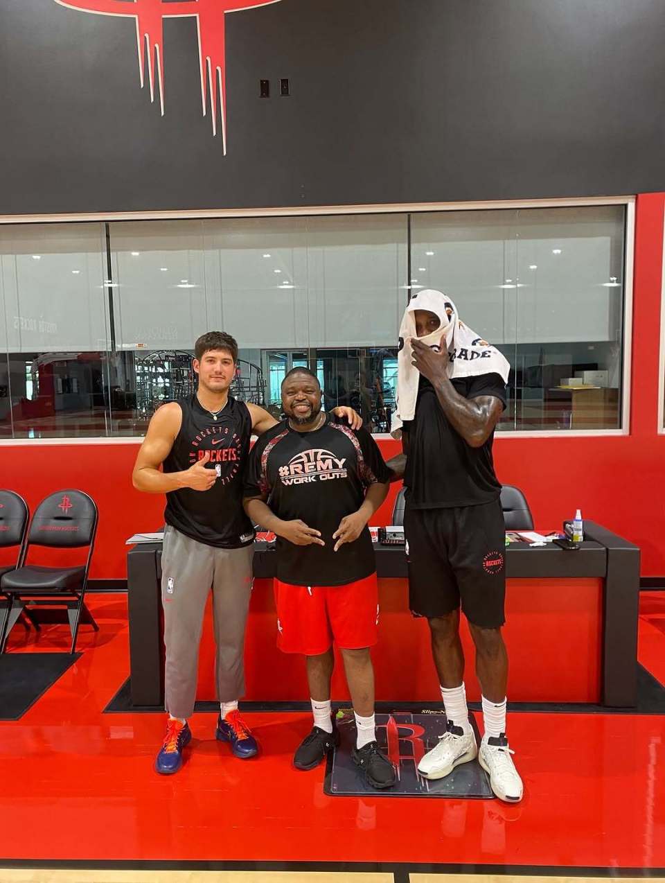 KyfIA, 报销 KyfIA, 报销